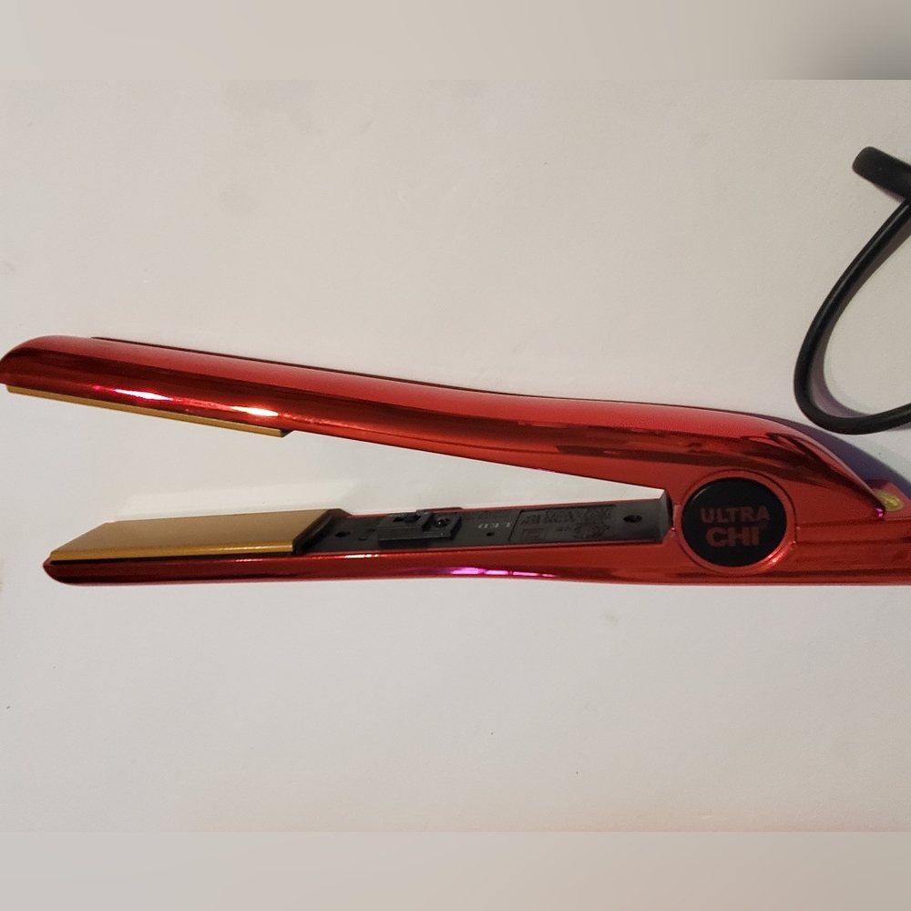 CHI Ultra Flat Iron Straightener Metallic Red